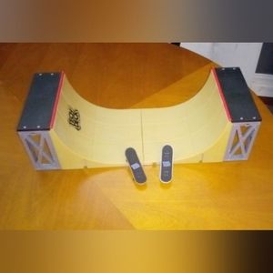 Teck deck ramp and boards